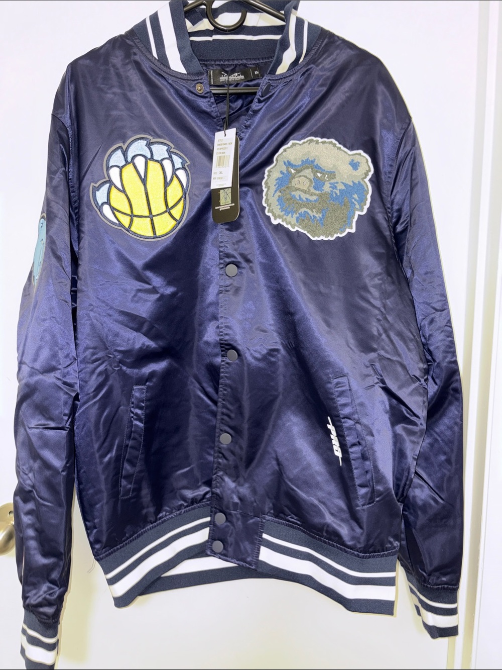 NWT Pro Standard Memphis Grizzlies NBA Varsity Bomber Jacket XL $150